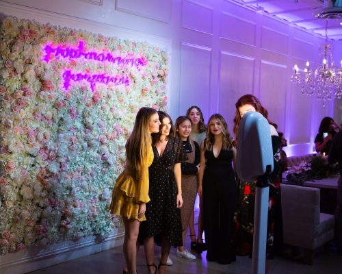 4BABBA8F-3234-4076-8339-E37BDA73F45E